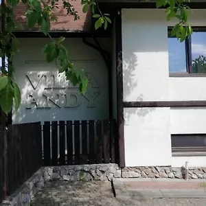  Apartment Andy